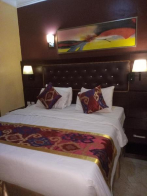 GLO-RAN HOTEL OWERRI
